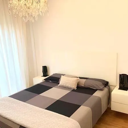 Gurrieri 빌라 *